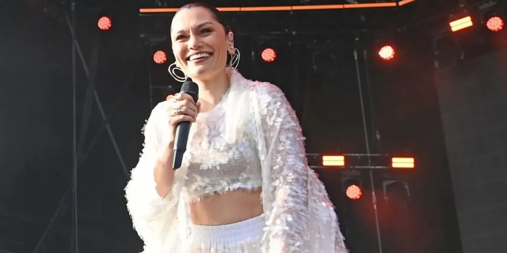 jessie_js_epic_stage_comeback