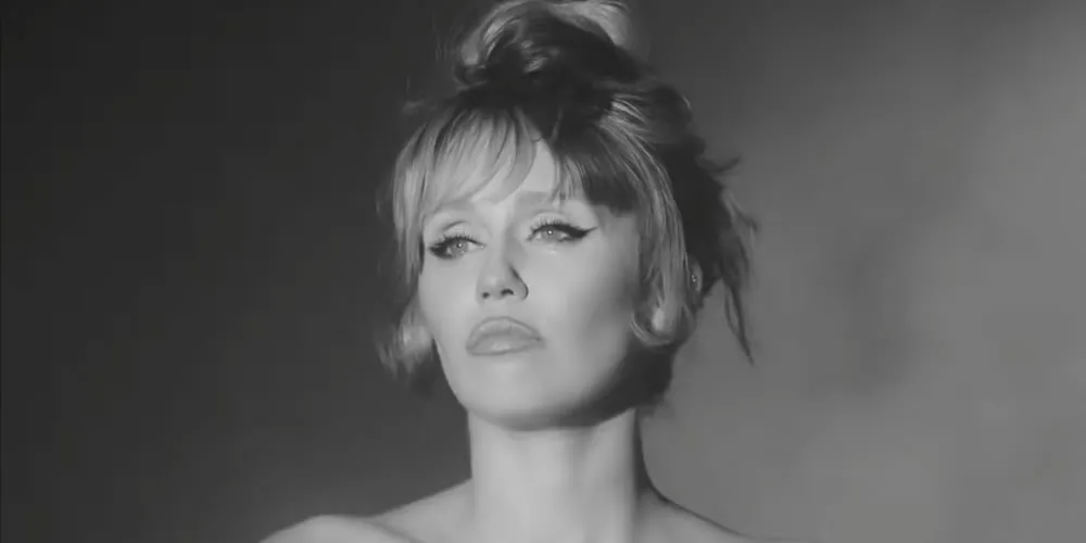 miley_cyrus_more_to_lose