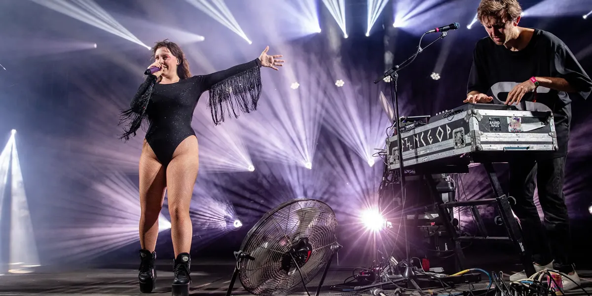 sylvan_esso_return_to_spotify_after_a_year_long_boycott